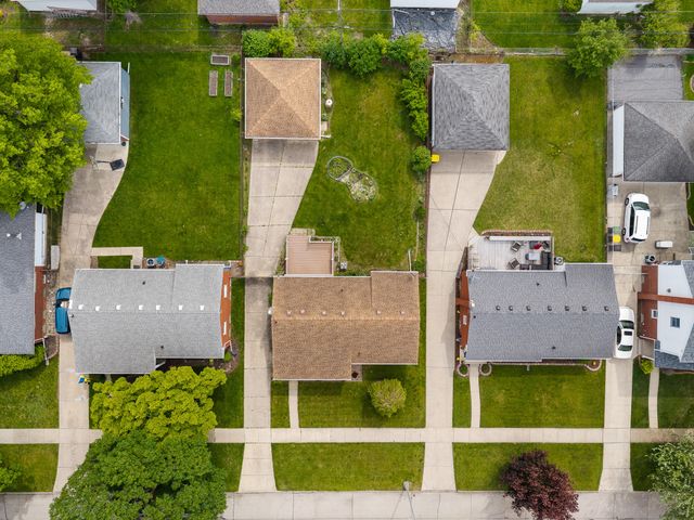 3233 Grange Road, Trenton, MI 48183