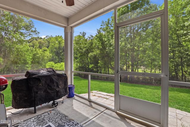 4864 Breeze Way, Lady's Island, SC 29907
