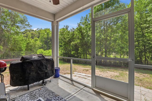 4864 Breeze Way, Lady's Island, SC 29907