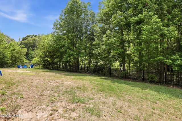 4864 Breeze Way, Lady's Island, SC 29907