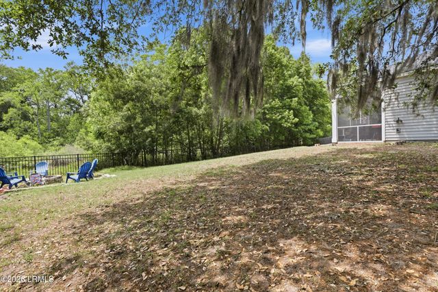4864 Breeze Way, Lady's Island, SC 29907