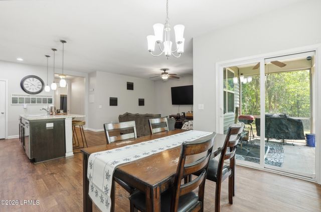 4864 Breeze Way, Lady's Island, SC 29907