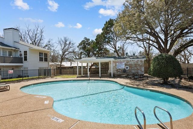 2903 Lake Shore Drive 303, Waco, TX 76708