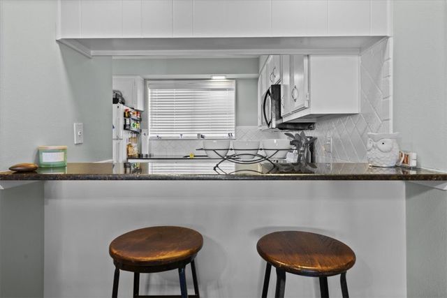 2903 Lake Shore Drive 303, Waco, TX 76708