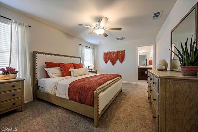 136 BLUEBERRY Lane 27 SH, Merced, CA 95341