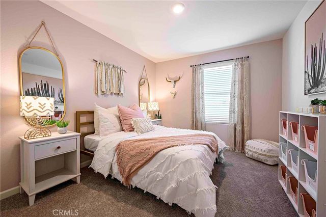 136 BLUEBERRY Lane 27 SH, Merced, CA 95341