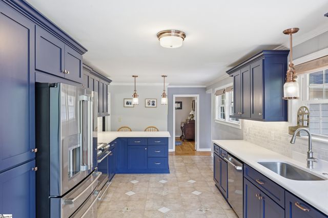 17 Inglewood Drive, Greenville, SC 29609