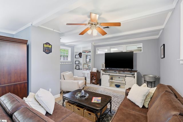 17 Inglewood Drive, Greenville, SC 29609