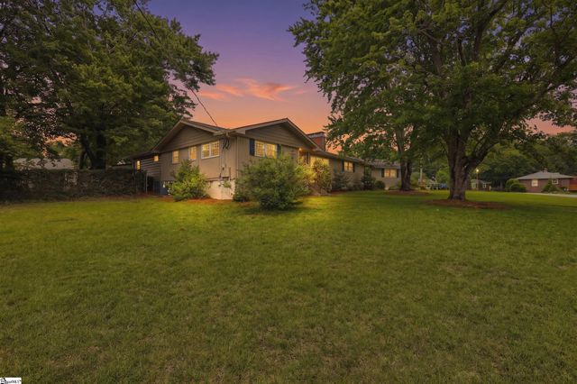 17 Inglewood Drive, Greenville, SC 29609