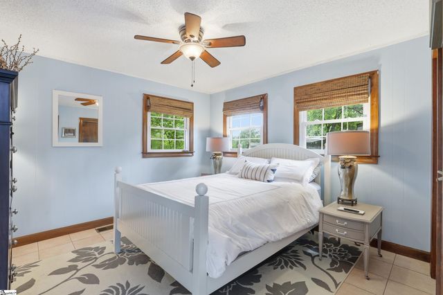17 Inglewood Drive, Greenville, SC 29609