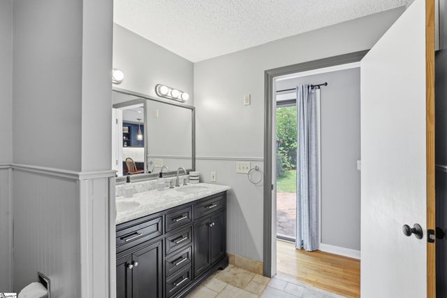 17 Inglewood Drive, Greenville, SC 29609