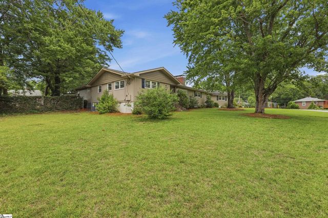 17 Inglewood Drive, Greenville, SC 29609