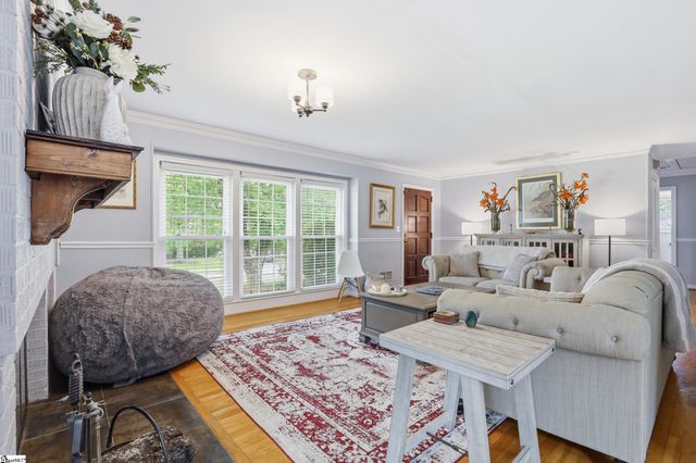 17 Inglewood Drive, Greenville, SC 29609