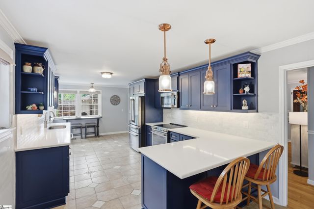 17 Inglewood Drive, Greenville, SC 29609