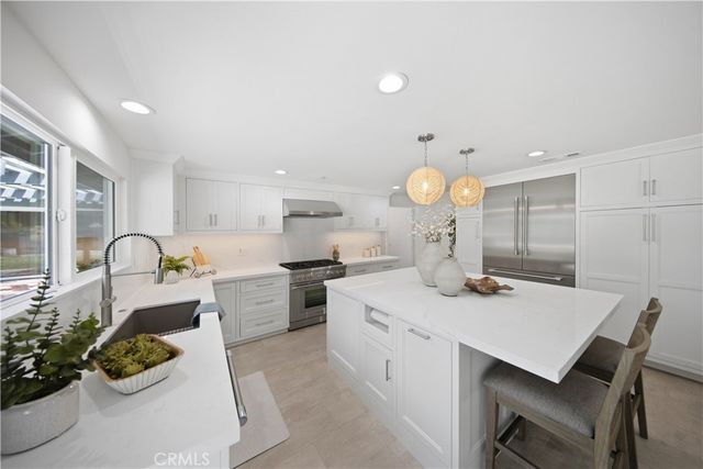 880 Avenida Acapulco, San Clemente, CA 92672