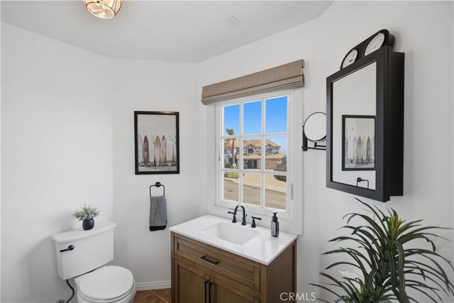 880 Avenida Acapulco, San Clemente, CA 92672