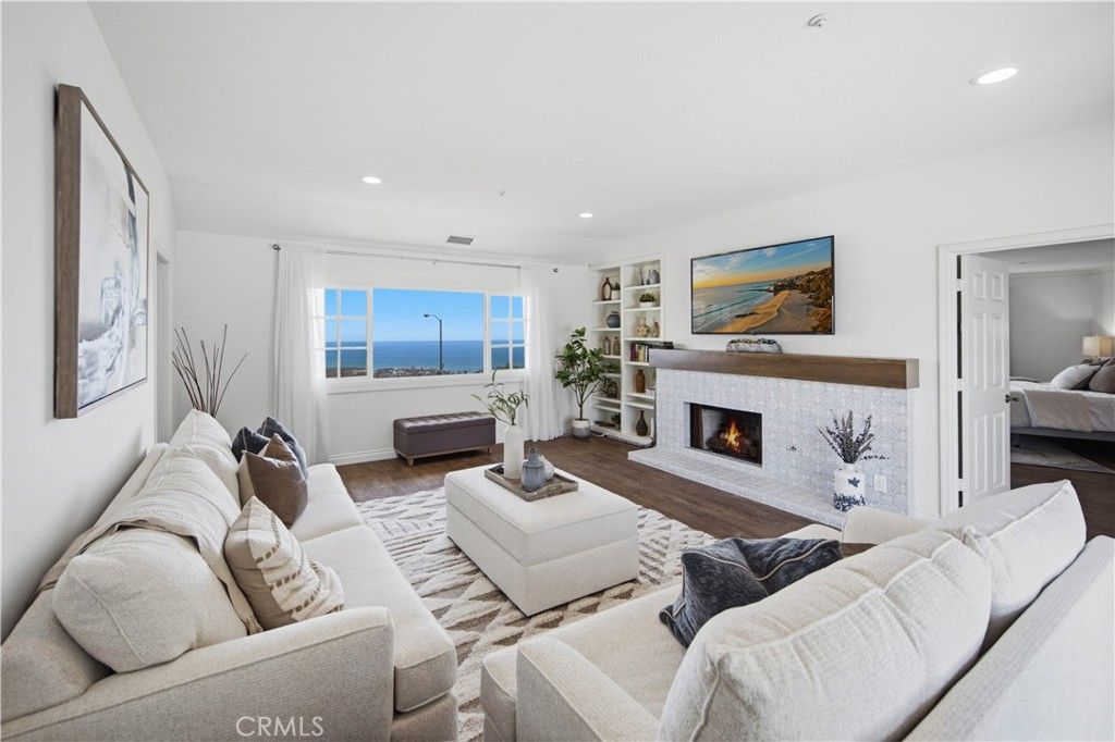Image 16 of property listing at 880 Avenida Acapulco, San Clemente, CA 92672