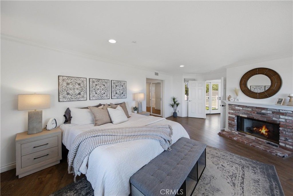 Image 19 of property listing at 880 Avenida Acapulco, San Clemente, CA 92672