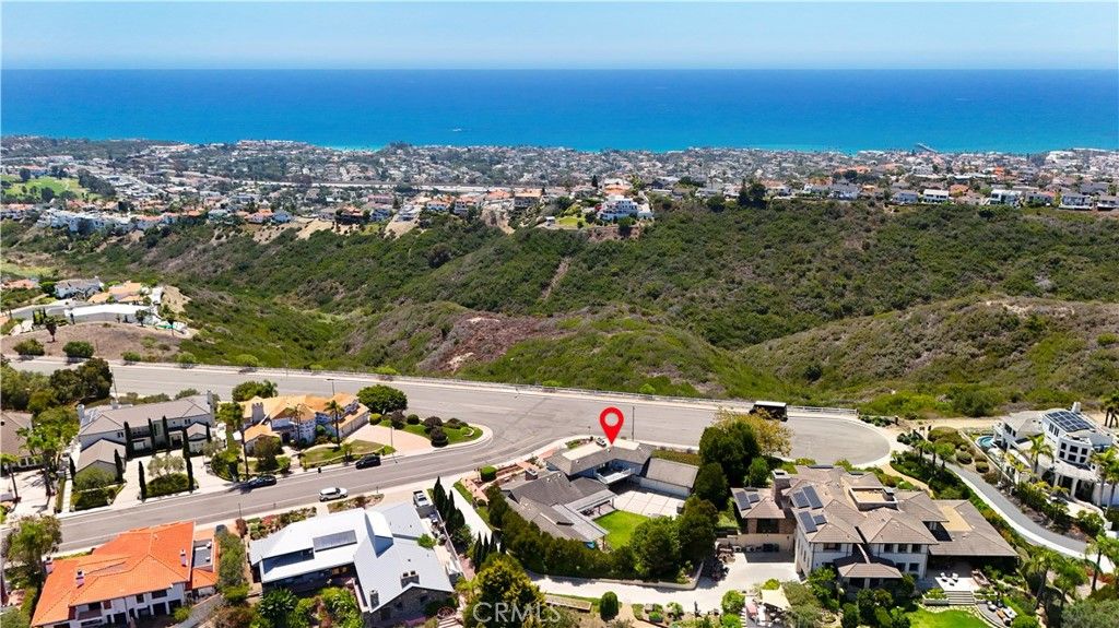 Image 2 of property listing at 880 Avenida Acapulco, San Clemente, CA 92672
