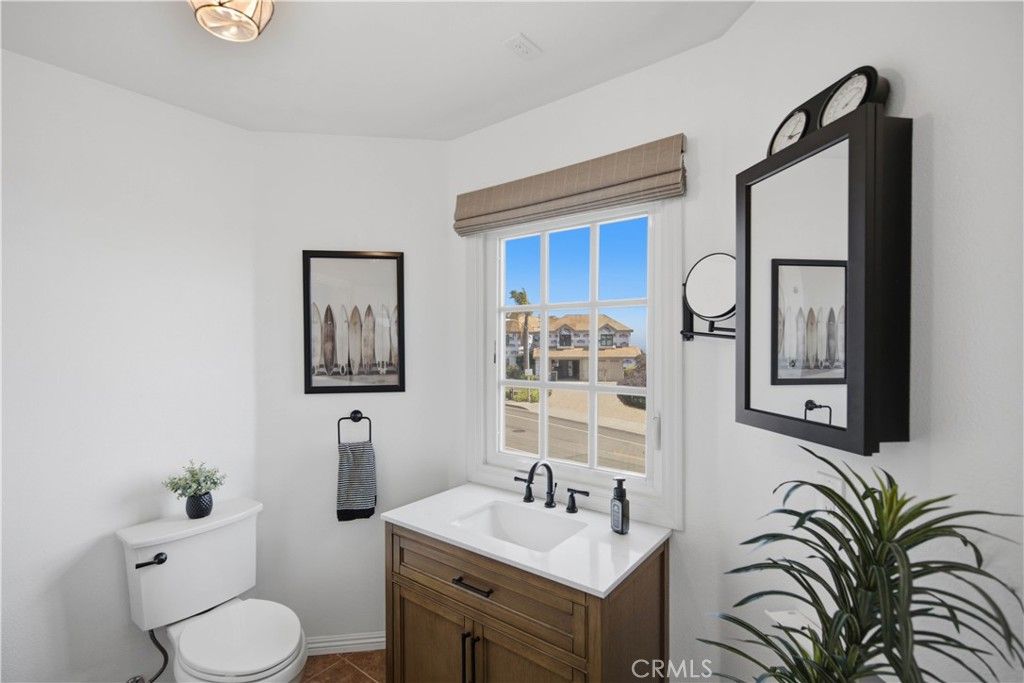 Image 45 of property listing at 880 Avenida Acapulco, San Clemente, CA 92672