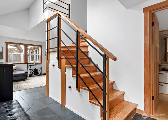 5222 East Harbor Road, Freeland, WA 98249