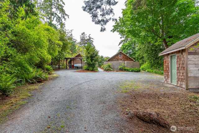 5222 East Harbor Road, Freeland, WA 98249