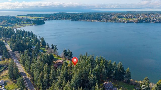 5222 East Harbor Road, Freeland, WA 98249