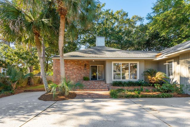 1453 Pine Island View, Mount Pleasant, SC 29464