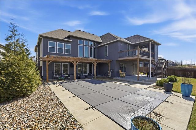 11300 N Michigan Avenue, Kansas City, MO 64155