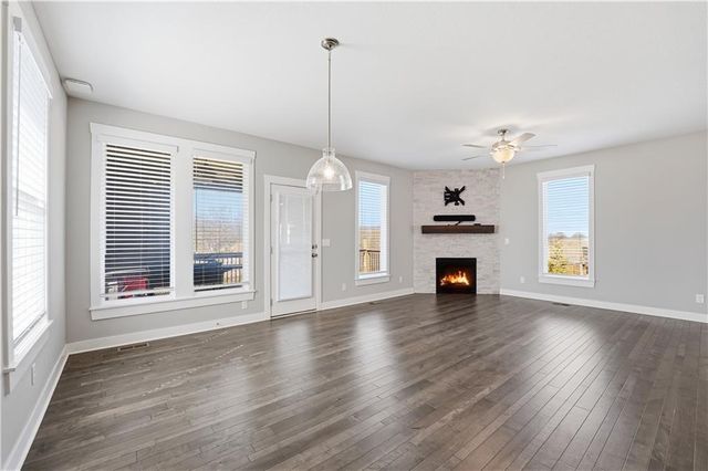 11300 N Michigan Avenue, Kansas City, MO 64155