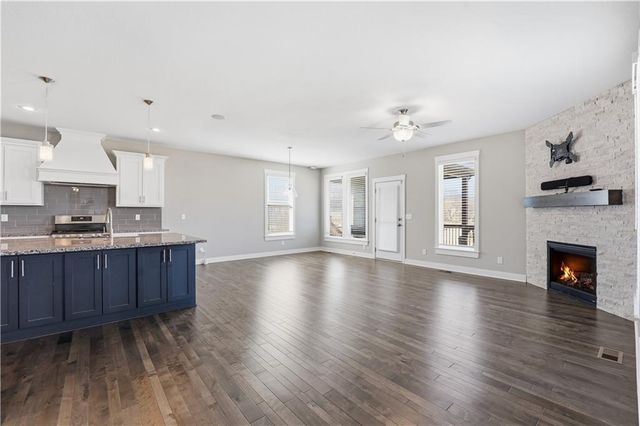 11300 N Michigan Avenue, Kansas City, MO 64155