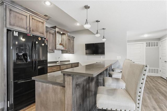 11300 N Michigan Avenue, Kansas City, MO 64155