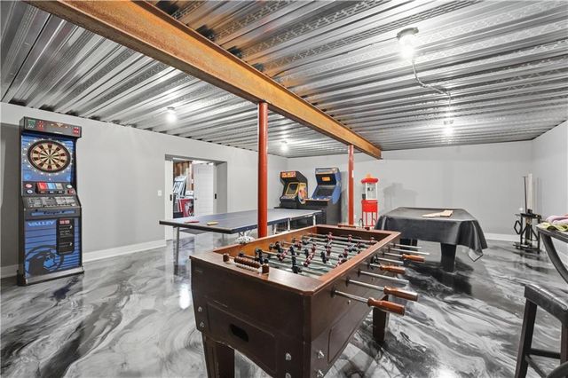 11300 N Michigan Avenue, Kansas City, MO 64155