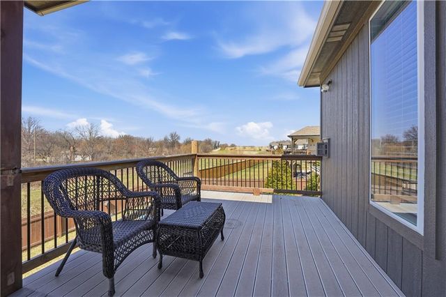 11300 N Michigan Avenue, Kansas City, MO 64155