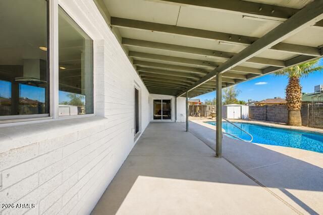 10819 W FRIER Drive, Glendale, AZ 85307