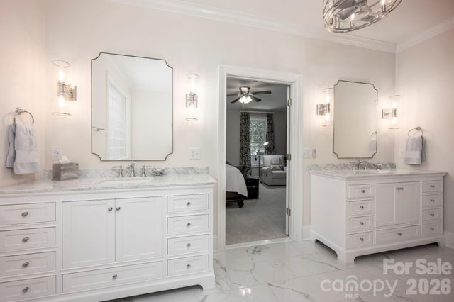 1256 Kennett Avenue, Gastonia, NC 28054
