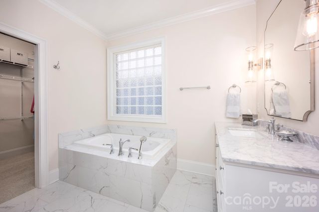 1256 Kennett Avenue, Gastonia, NC 28054