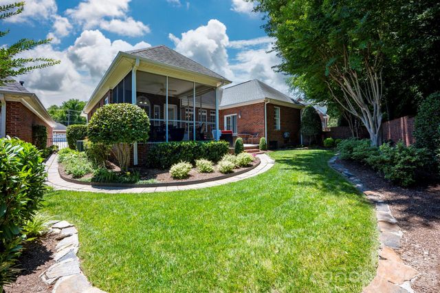 1256 Kennett Avenue, Gastonia, NC 28054