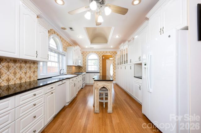 1256 Kennett Avenue, Gastonia, NC 28054