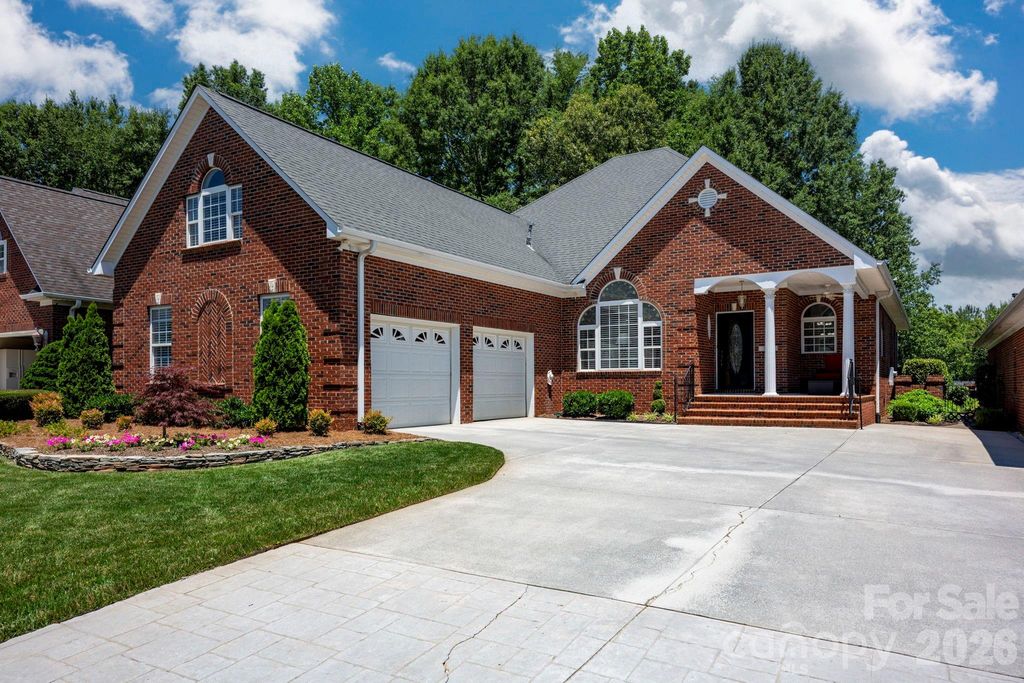 1256 Kennett Avenue, Gastonia, NC 28054