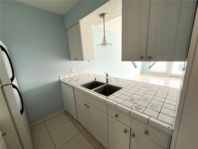 15418 Fortuna Bay Dr 101, Corpus Christi, TX 78418