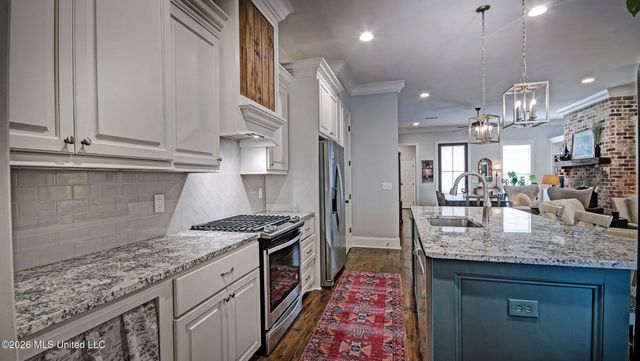 46 Charleston Circle, Brandon, MS 39047