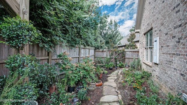 46 Charleston Circle, Brandon, MS 39047