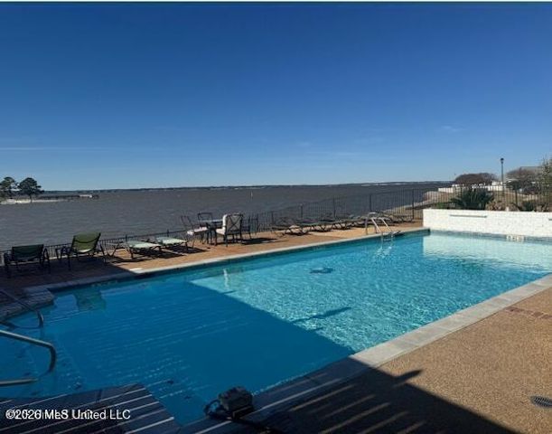46 Charleston Circle, Brandon, MS 39047
