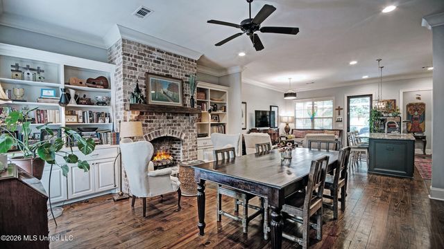 46 Charleston Circle, Brandon, MS 39047