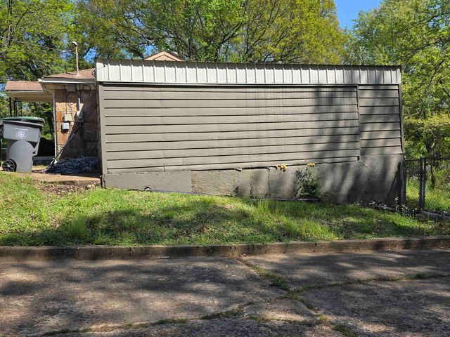 3357 SCENIC TERRACE HWY, Memphis, TN 38128