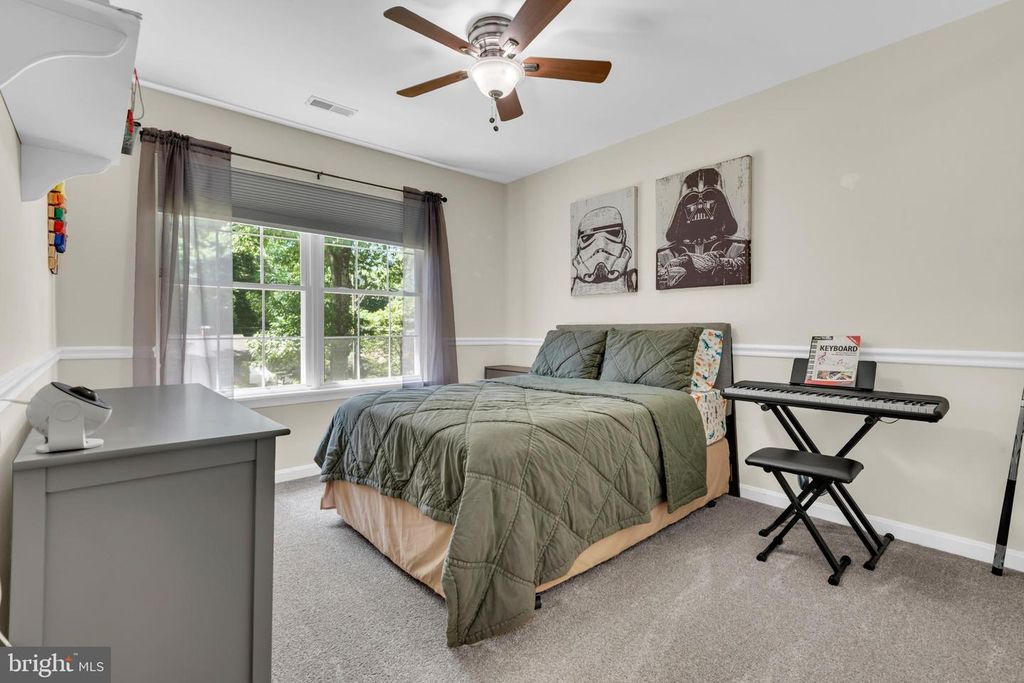 Image 11 of property listing at 1016 DOCKSER DR, Crownsville, MD 21032