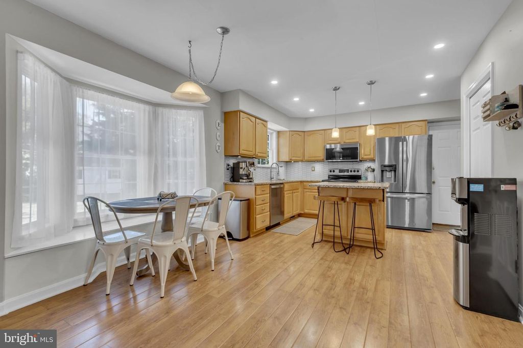 Image 18 of property listing at 1016 DOCKSER DR, Crownsville, MD 21032