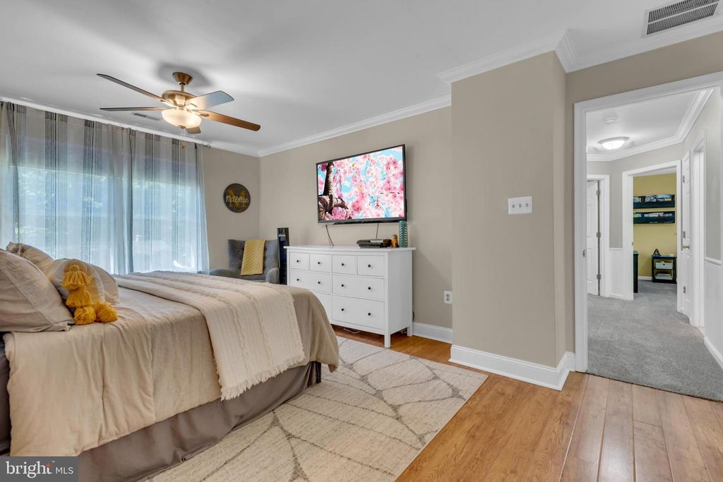 Image 29 of property listing at 1016 DOCKSER DR, Crownsville, MD 21032