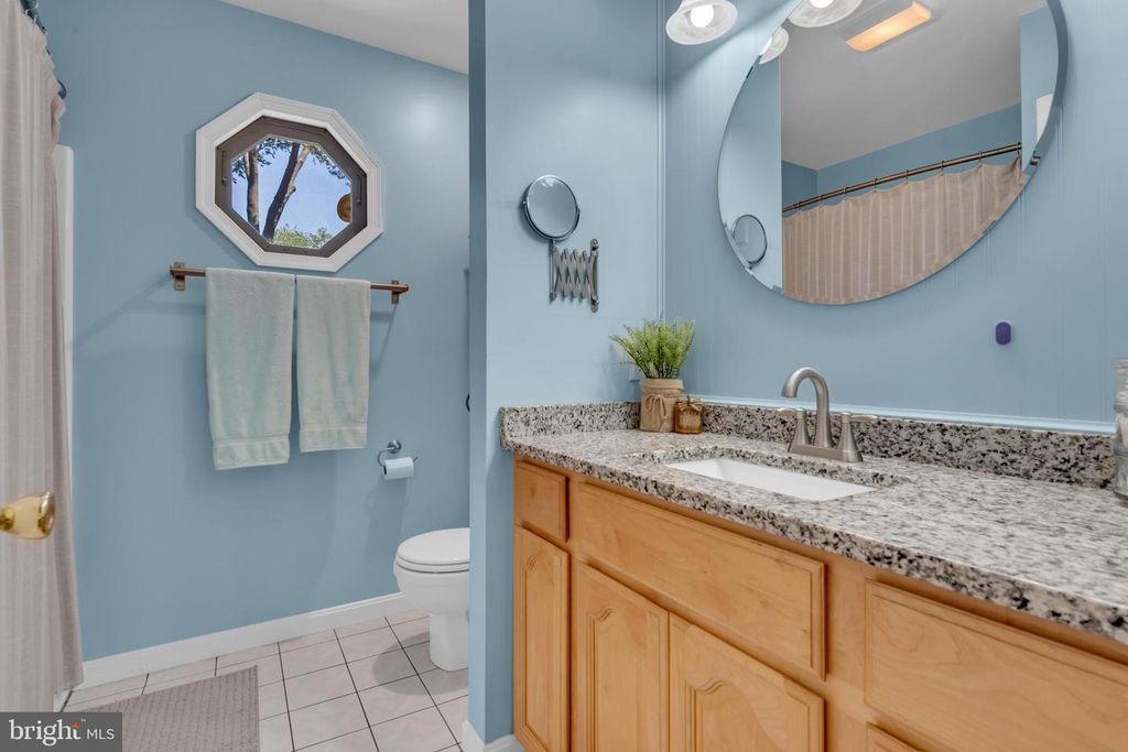 Image 31 of property listing at 1016 DOCKSER DR, Crownsville, MD 21032